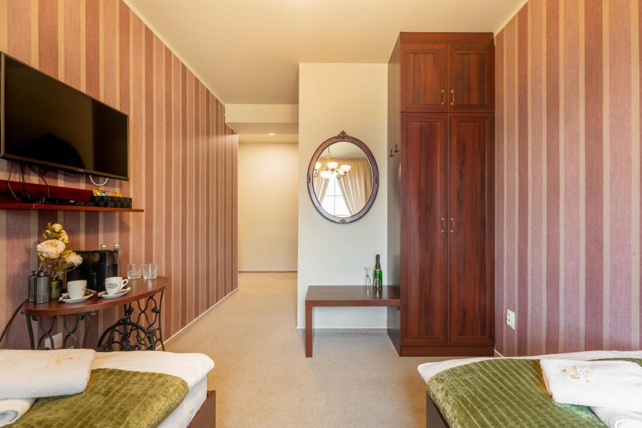 Hotel Plumlov Mostkovice Εξωτερικό φωτογραφία