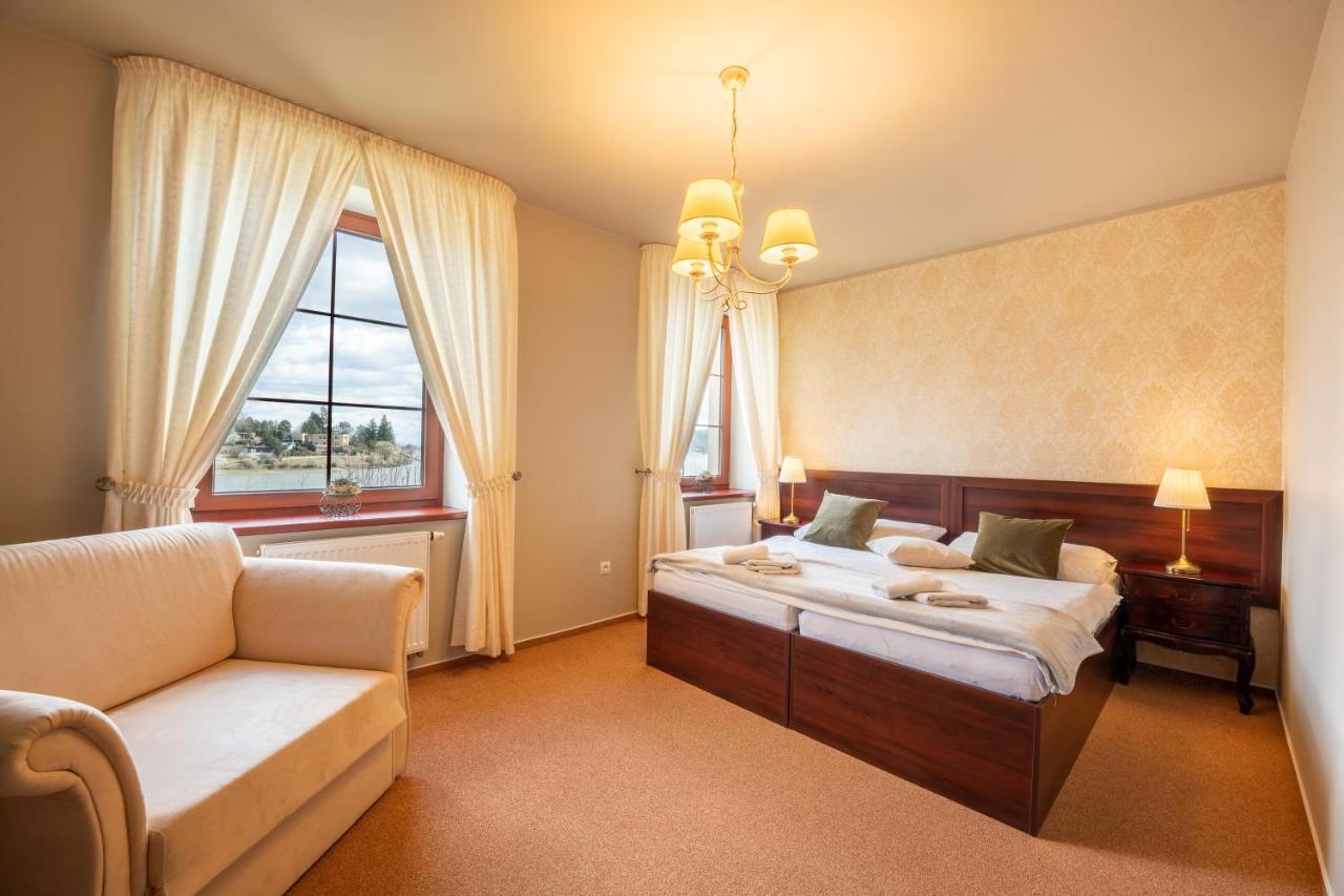 Hotel Plumlov Mostkovice Εξωτερικό φωτογραφία