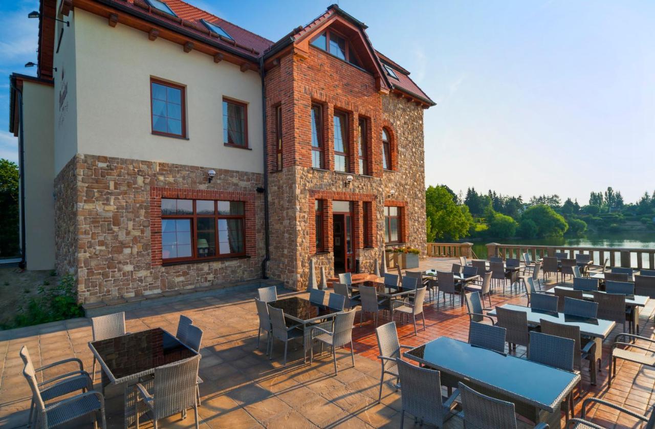 Hotel Plumlov Mostkovice Εξωτερικό φωτογραφία